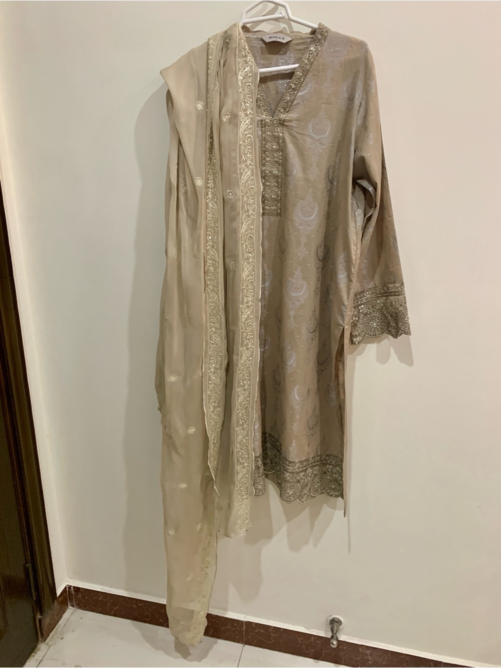 Elegant Beige Embroidered Women's Tunic with Dupatta